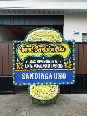 Papan Bunga Duka di Curug Kulon